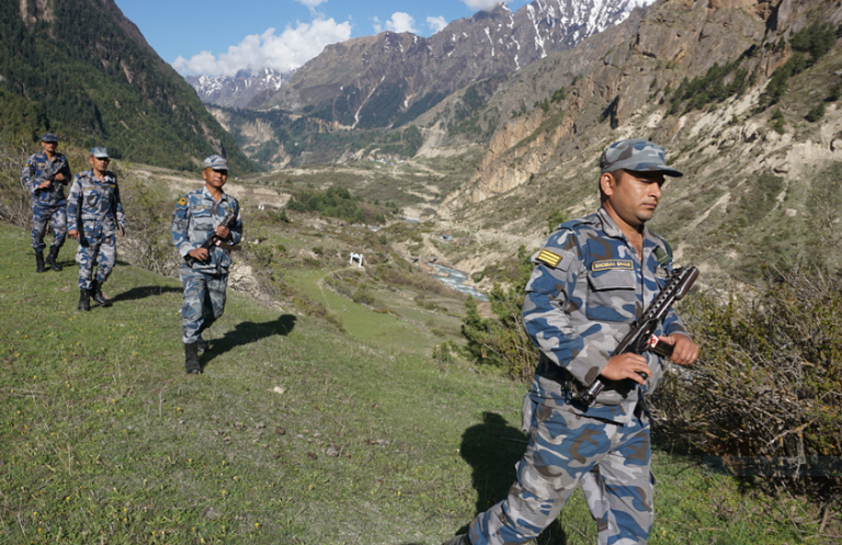 कालीपानी क्षेत्रमा सशस्त्र टोलीको गस्ती शुरु