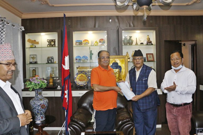 तत्काल सरकार र पार्टीमा यातायात व्यवसायीको मागका बारेमा छलफल गर्छु