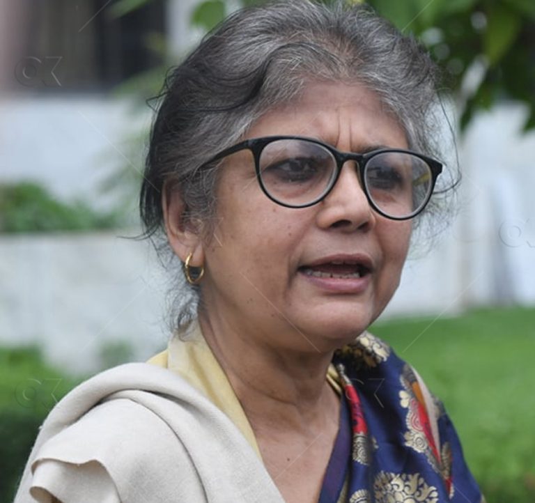 सरिता गिरीको संसद पद र पार्टी सदस्य नरहनेगरी पार्टीबाट कारवाही