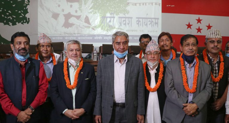 नेपाली लोकतान्त्रिक पद्धतिमा थप उर्जा दिन कांग्रेसमा प्रवेश गरेको हुँ