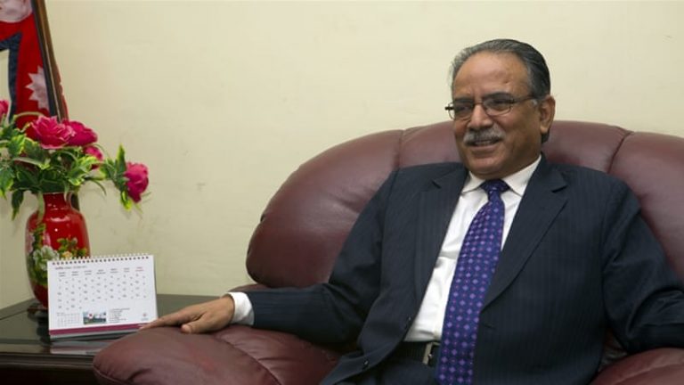 पार्टी अध्यक्ष प्रचण्ड समक्ष केपी ओली समर्थक स्थायी कमिटी सदस्यद्धारा भेटघाट
