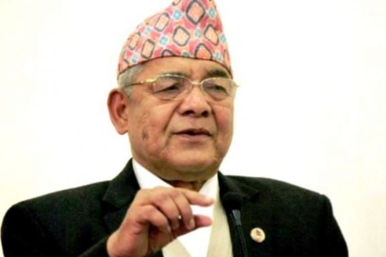 म कुनै पनि गुटमा छैन