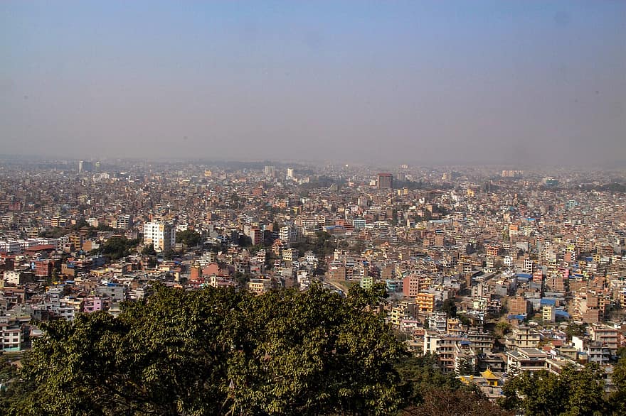 काठमाण्डौ उपत्यकामा जताततै कोठा र सटर खाली