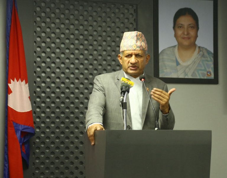 सार्वजनिक सवारीमा सबै सिटमा यात्रु चढाउन खुला, उपत्यकाबाट गाउँ नजान आग्रह