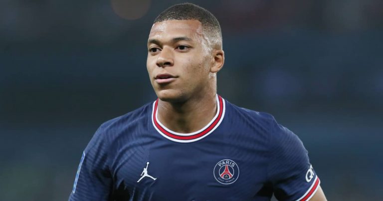 एम्बाप्पेलाई क्लबमा भित्र्याउन रियल म्याड्रिडले दोस्रो अफर