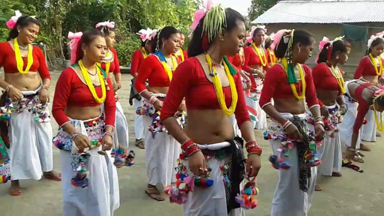 थारू समुदायको अटवारी पर्वको अवसरमा कैलाली र कञ्चनपुरमा आज सार्वजनिक बिदा