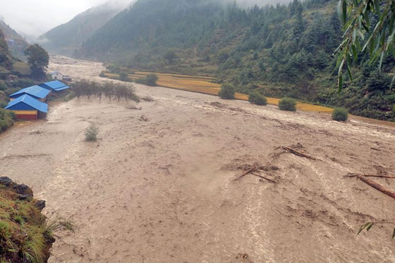 पहिरोमा परेर कर्णाली प्रदेशमा ८ जनाले ज्यान गुमाए