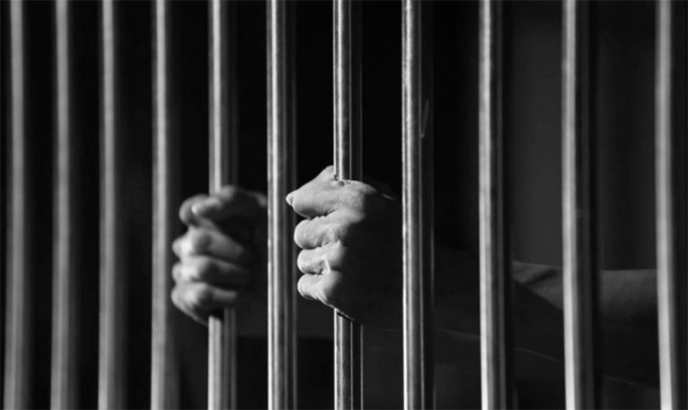 बलात्कार आरोपमा पक्राउ परेका प्रहरी निरीक्षक बिदुर शिवाकोटी जेल चलान
