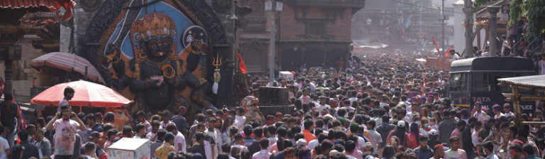 आज होली पर्व : उपत्यकामा होली मनाउँदा उच्छृङ्खलता प्रदर्शन गरेको आरोपमा १६६ पक्राउ