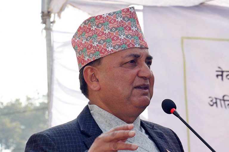 प्रचण्डलाई काँग्रेस प्रवेश गर्न ईश्वर पोखरलको चुनौती