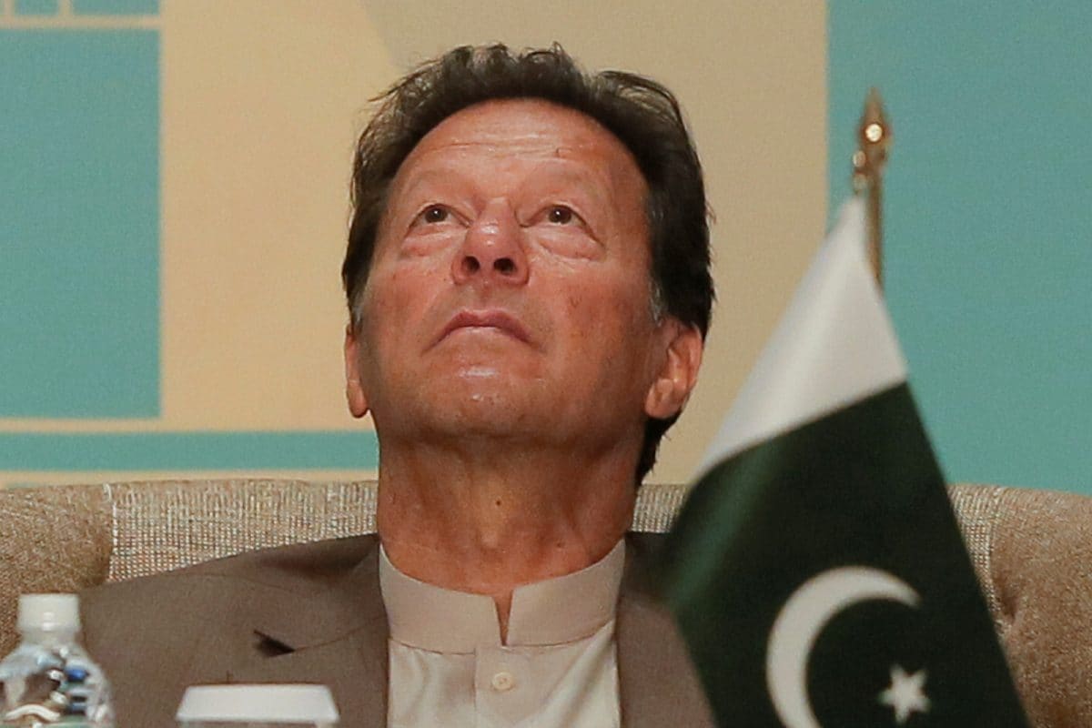 पाकिस्तानका पूर्व प्रधानमन्त्री इमरान खानलाई हिरासतमा