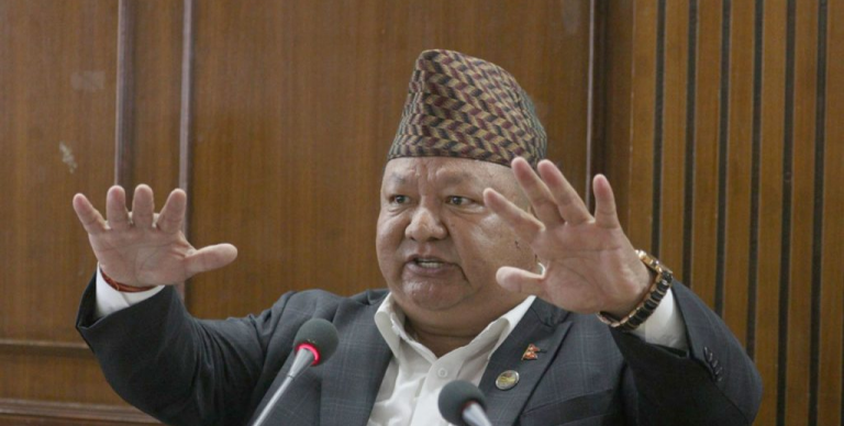 पूर्वमन्त्री आलेद्धारा ठूला केदार धामको महायज्ञका लागि एक लाख ११ हजार बढी सहयोग