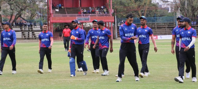 पहिलो एकदिवसीयमा केन्याले नेपालसामू २१९ रनको लक्ष्य पेश