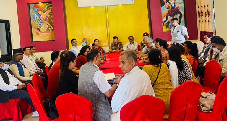 शेखर कोइराला समूहले पार्टी नेतृत्व एकलौटी ढङ्गबाट अघि बढेको निष्कर्ष निकाल्दै ४० प्रतिशत चाहिने निर्णय