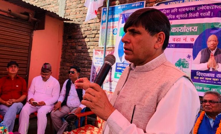 नेताहरूलाई गाली गर्ने काम बन्द गर्न महासचिव घनश्याम भुसालले आग्रह