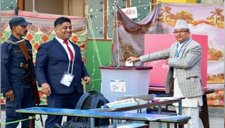 प्रतिनिधि र प्रदेश सभा सदस्य चयन गर्न देशैभर मतदान सुरु