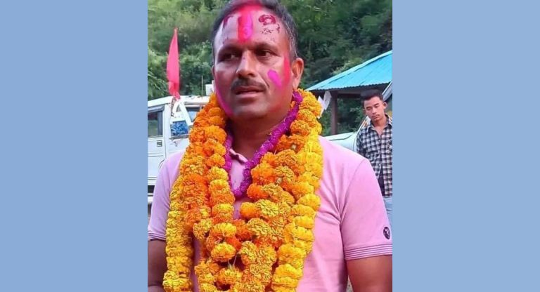 माओवादीले खाता खोल्यो : सिन्धुली २ मा नेकपा माओवादी केन्द्रका लेखनाथ दाहाल विजयी