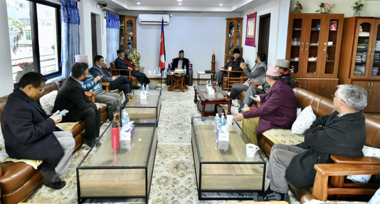 सत्ता गठबन्धन टुटेपछि बालकोटमा चार दलको बैठक जारी
