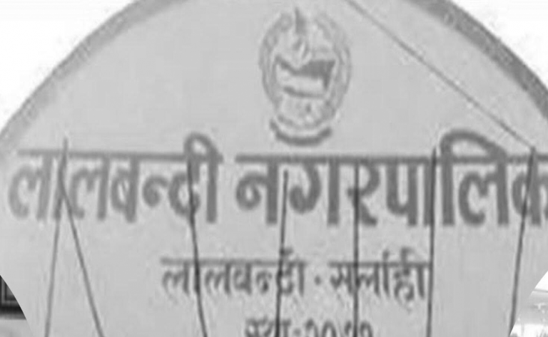 सार्वजनिक बाटो अतिक्रमण गर्नेलाई नगरपालिकाको संरक्षण