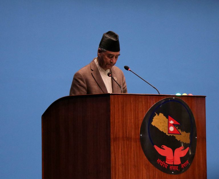 कांग्रेसले प्रधानमन्त्री प्रचण्डलाई विश्वासको मत दिने तर सरकारमा सहभागी नहुने