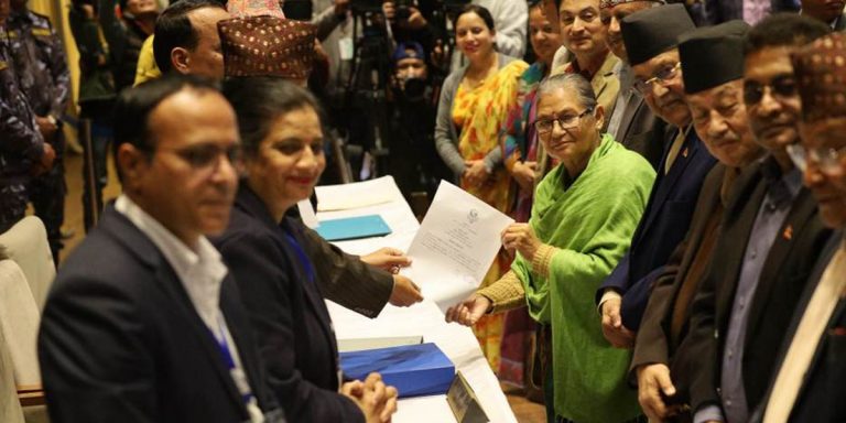 उपराष्ट्रपति पदको उम्मेदवारी दर्ता : नेकपा एमालेका अष्टलक्ष्मी शाक्यले उमेदवारी दर्ता