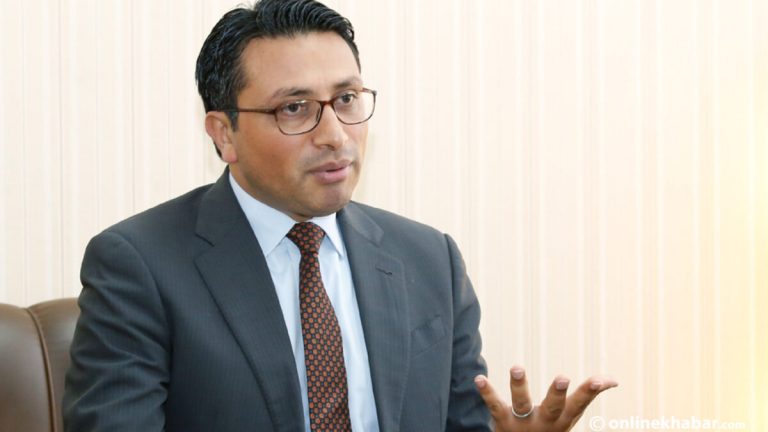 अर्थशास्त्री स्वर्णिम वाग्लेले नेपाली कांग्रेस छाडेको घोषणा