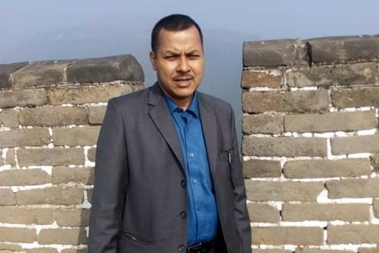 बालकृष्ण खाँणका स्वकीय सचिव नरेन्द्र केसी जडिबुटीबाट पक्राउ