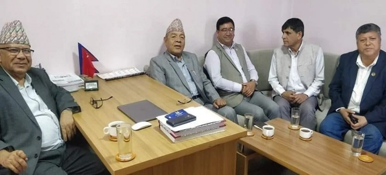 माधवकुमार नेपाल र वामदेव गौतमबीच भेटवर्ता पार्टी एकता बारे छलफल