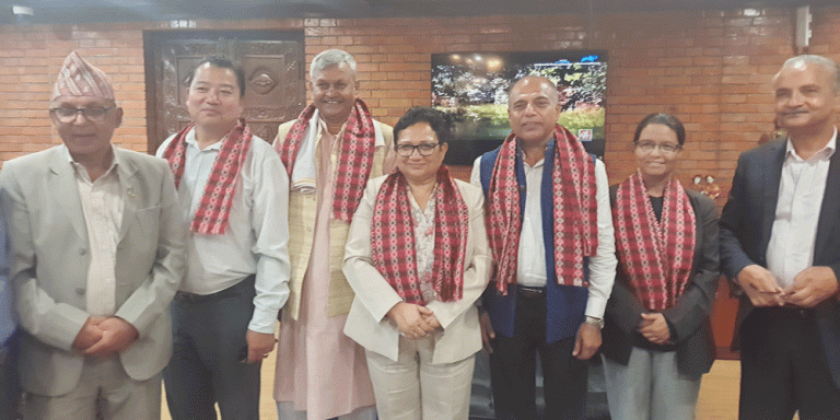 पम्फा भुसालको नेतृत्वमा पाँच सदस्यीय टोली भारत प्रस्थान