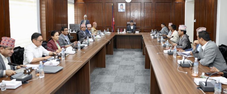सिंहदरबारमा मन्त्रिपरिषद्को आकस्मिक बैठक सुरु