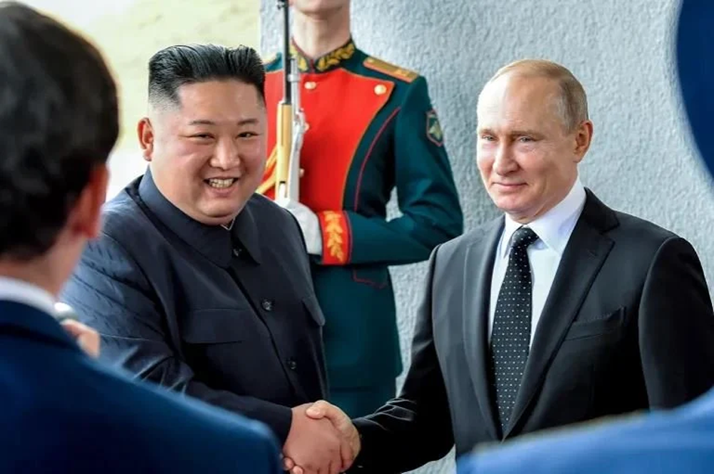 रुसका राष्ट्रपति भ्लादिमिर पुटिन र उत्तर कोरियाली शासक किम जोङ उनबीच भेटघाट