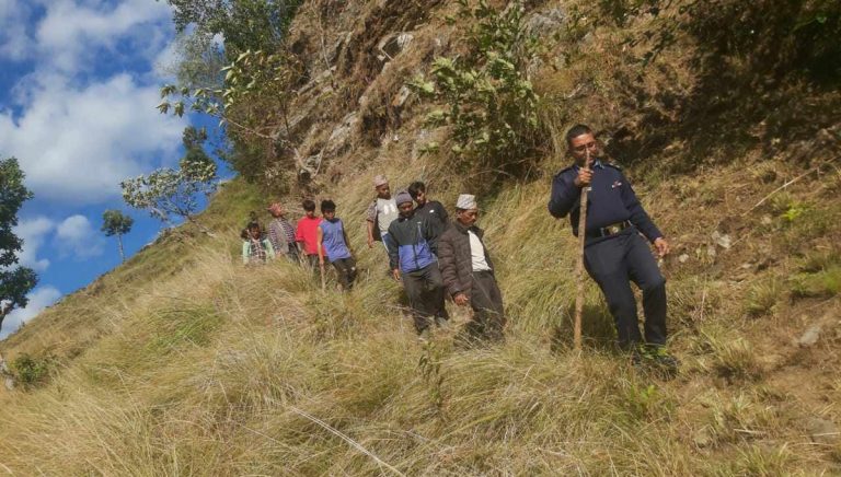 प्युठानमा आमा र छोरा खरबारीमा मृत फेला परे अनुसन्धानमा श्रीमान पक्राउ