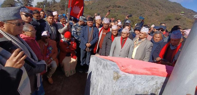 एमाले अध्यक्ष केपी शर्मा ओली चिवाभञ्ज्याङ पुगे