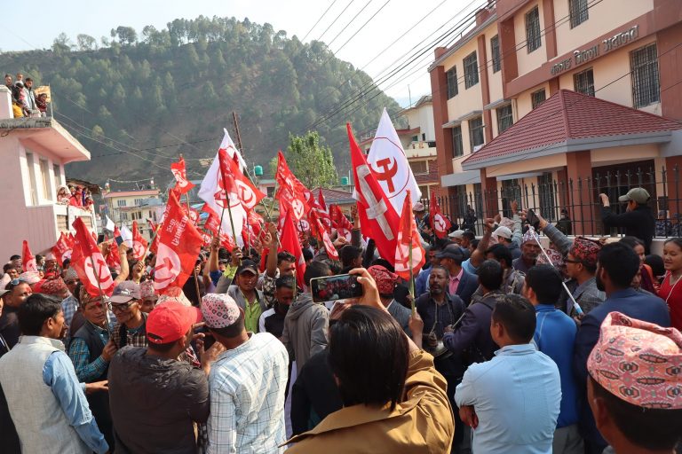 बझाङ क्षेत्र नम्बर १ को प्रदेश सभा १ का लागि विभिन्न दलबाट १२ जनाको उम्मेदवारी दर्ता