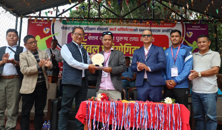 पोखरा नदिपुरको छन्त्याल समाजघरमा क्लब स्तरीय पुरुष तथा महिला भलिबल प्रतियोगिता सुरु