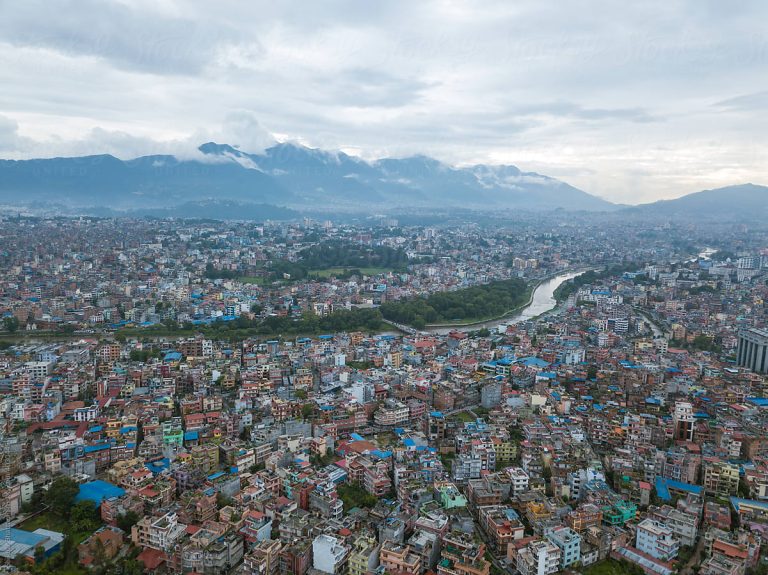 अस्तव्यस्त उपत्यका, न थकाई मार्न सार्वजनिक स्थल छ न त पानी र शौचालयको नै व्यवस्था !