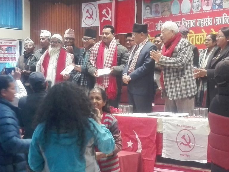 किसान संघ मार्फत नै पार्टीको कार्यक्रम गर्ने गरेको थिए – अध्यक्ष, प्रचण्ड