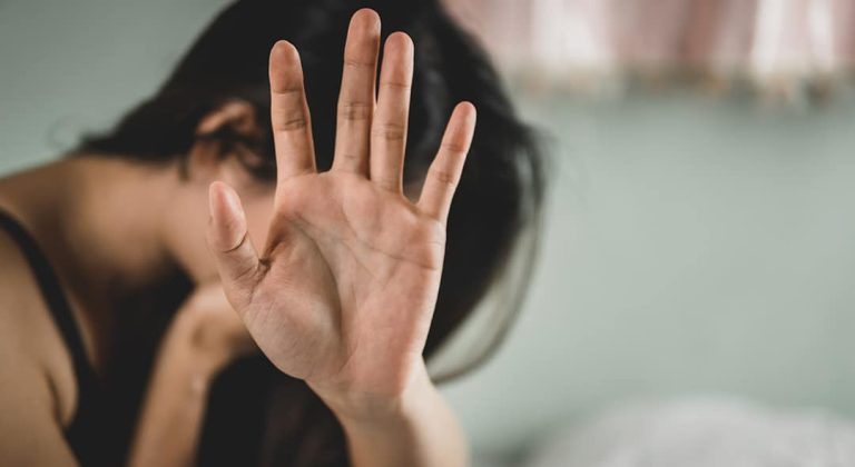 सिन्धुलीको दुधौली नगरपालिकाका मेयर विरूद्ध जबरजस्ती करणीको जाहेरी