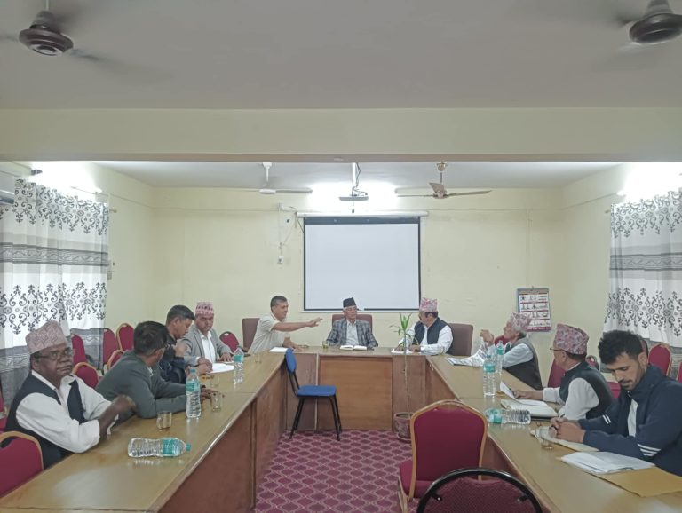 थुमाको डाडा खानेपानी आयोजनाको जिल्ला समन्वय समितिमा समन्वय बैठक
