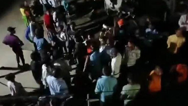 रूपन्देहीको जितवापुरमा दुई समुहका युवाबीच कुटाकुटा एकजना घाइते