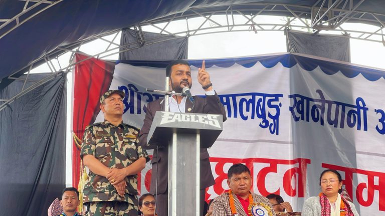 प्रत्येक घर घरमा धारा र धारामा सुरक्षित खानेपानी हाम्रो दृढ संकल्प हो,