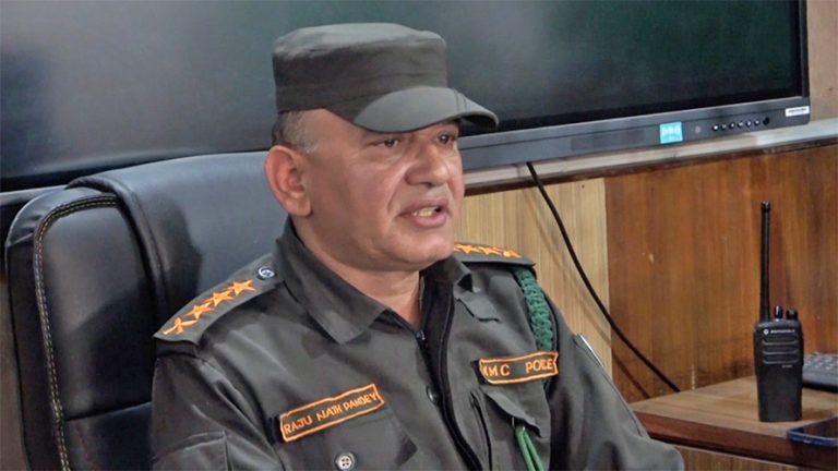 राजु पाण्डे निलम्बित विष्णु प्रसाद जोशीलाई निमित्त प्रमुखको जिम्मेवारी