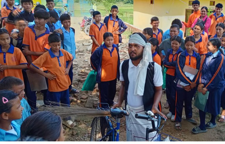 कोहलपुर बाल शिक्षा माबिमा नाटक प्रदर्शन