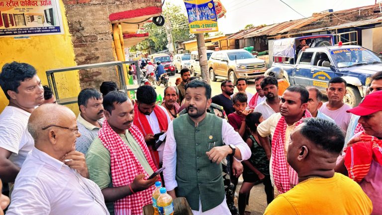 वीरगञ्ज महानगरपालिका सहित तराई–मधेसमा देखिएको खानेपानीको सङ्कट चाडै समाधान गछौँ : मन्त्री यादव