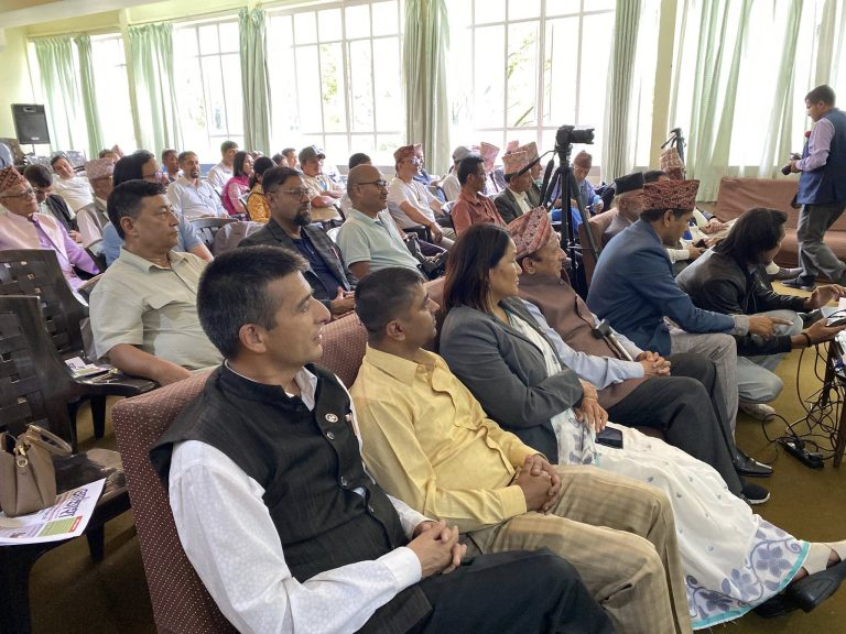 पत्रकारहरु कुनै पार्टीको नभईकन स्वतन्त्र हुनुुपर्छः उपसभामुख राना