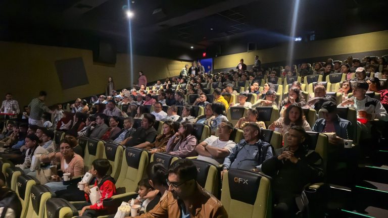  ‘परान’ हेर्न दर्शकको ओइरो, अर्घाखाँची सिमेन्टको पनि साथ  