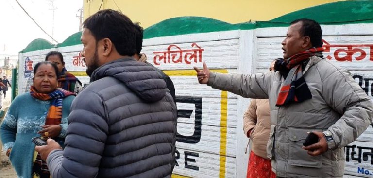 बिच सडकमै गाउँपालिका अध्यक्ष र उपाध्यक्षबीच झगडा