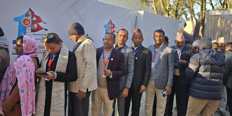 एमालेको ११औं महाधिवेशनअन्तर्गत नयाँ नेतृत्वका लागि मतदान सुरु