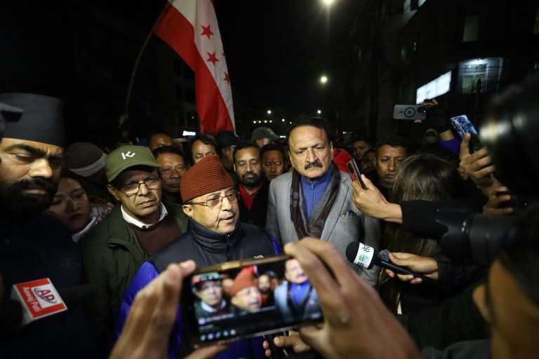 आयोगको निर्णय आफूहरुलाई मान्य नहुने – पूर्णबहादुर खड्का