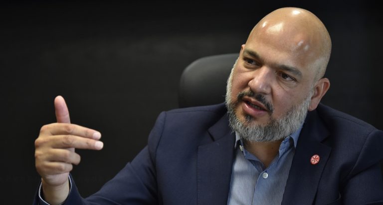 व्यवसायी शेखर गोल्छा पक्राउ